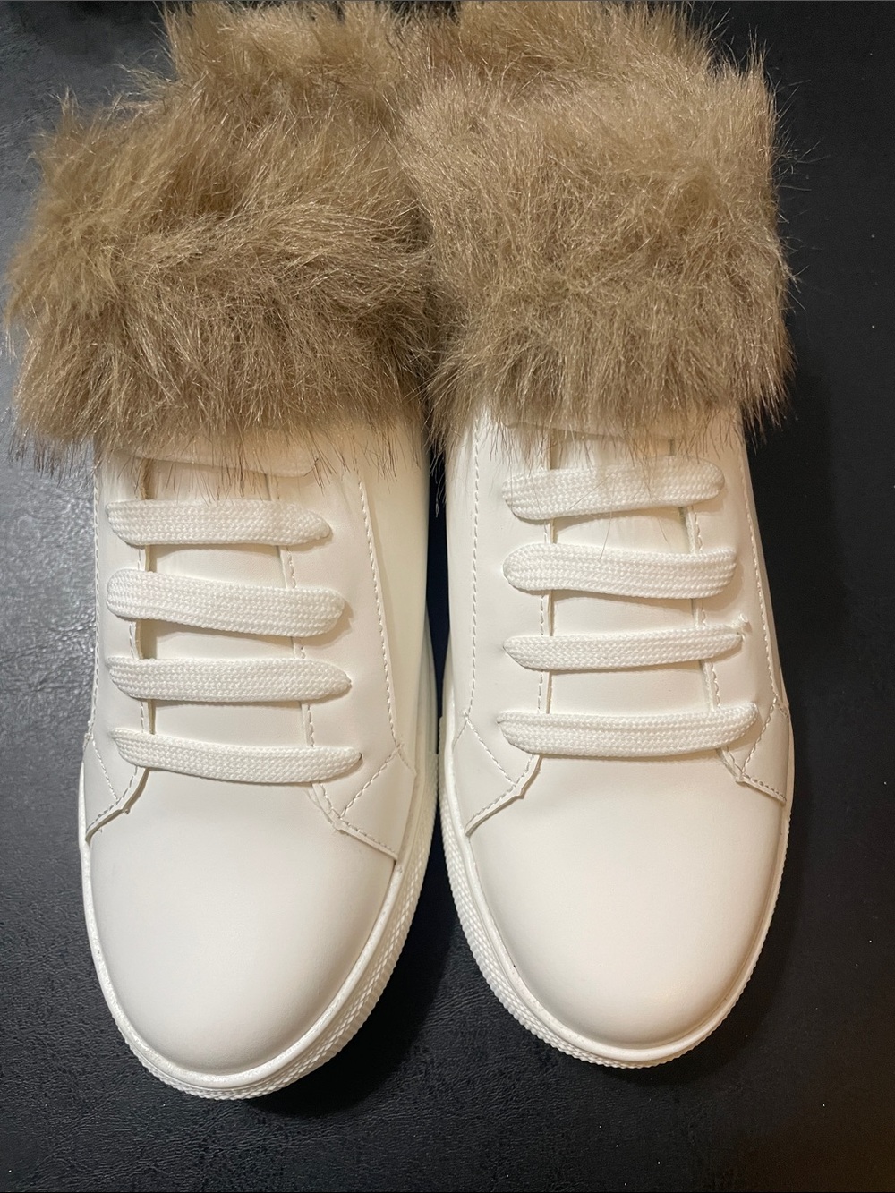 White Faux Fur Trim Women's Sneakers Denice Cape Robbin Sz.6 NWT super nice